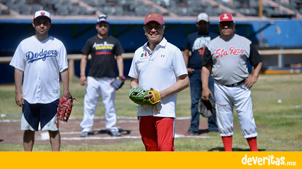 Cuitláhuac construirá escuela de beisbol infantil en Boca del Río