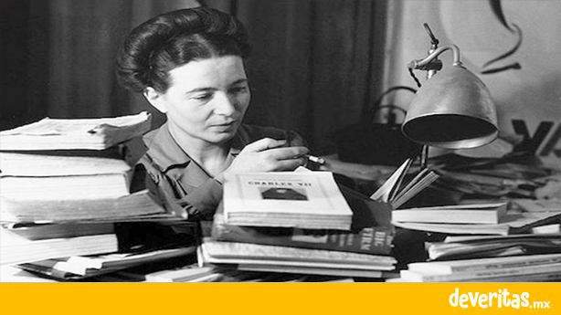 Conoce a Simone de Beauvoir, madre (aunque no quiera) del feminismo moderno