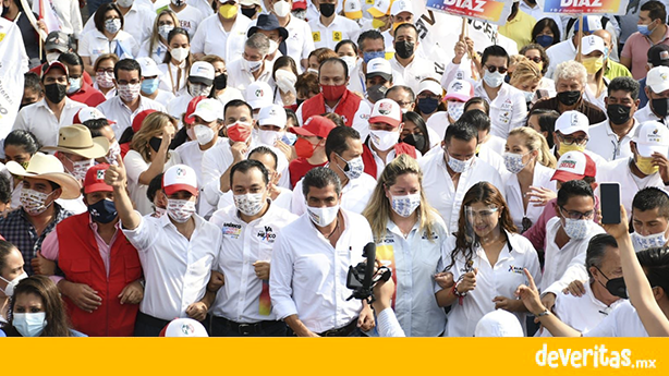 Conservadores realizan «Marcha por el rescate de Xalapa»
