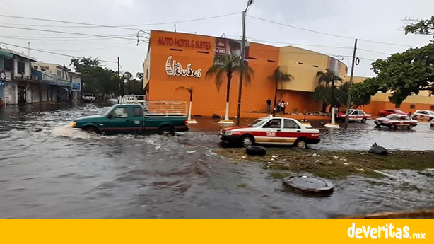 Tormenta mañanera inunda la zona conurbada Veracruz-Boca del Río