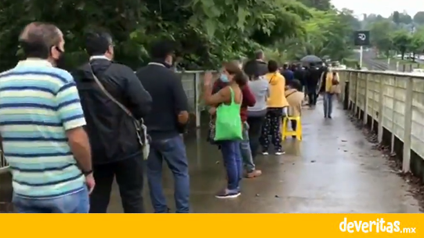Con gran afluencia inicia jornada de vacunación de adultos de 50 a 59 años en Xalapa
