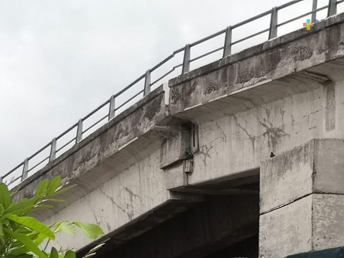 Tras preocupación de la población también entregarán peritaje del puente Jiménez de Veracruz