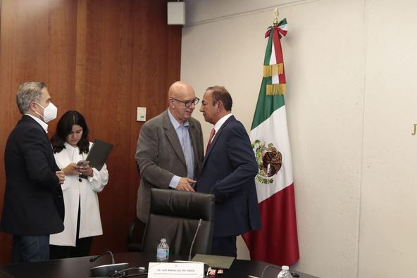 Regresa Del Río Virgen al Senado, pide que no lo hagan candidato ‘me van a meter un balazo’, dice