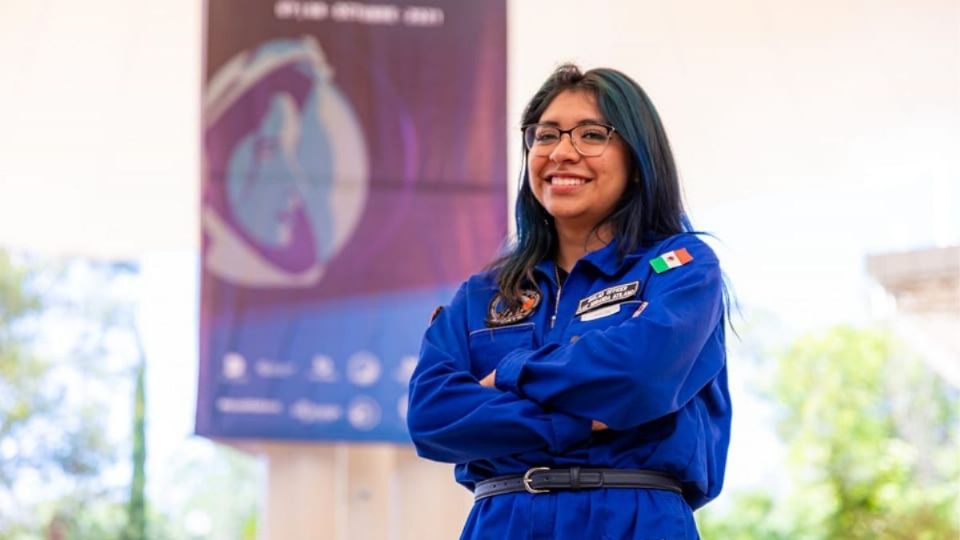 Luz Miranda oriunda de Cerro Azul es la astronauta más joven de México