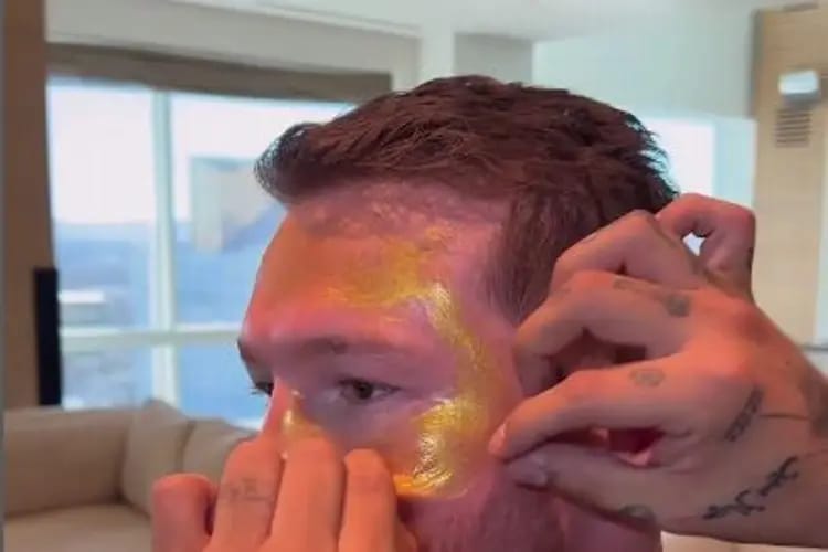 El ´Canelo´ Álvarez luce tratamiento facial hecho a base de oro