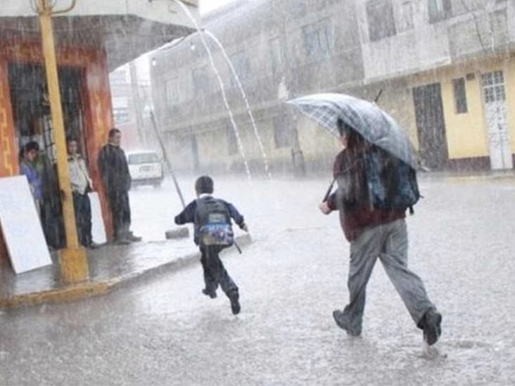 No habrá clases por las fuertes lluvias e inundaciones en 6 municipios