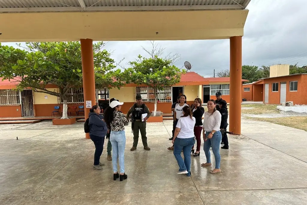 Roban escuela de Veracruz llevándose hasta los condones